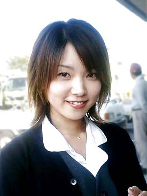 20P Japanese Girl Changing 03