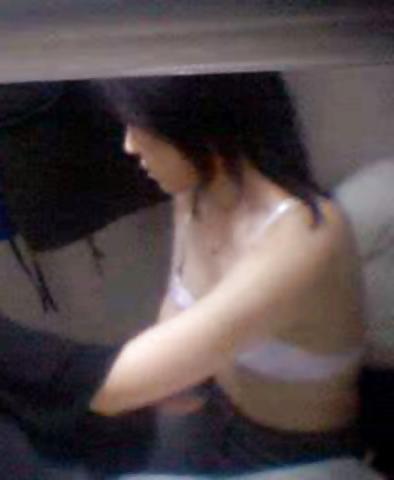 20P Japanese Girl Changing 03