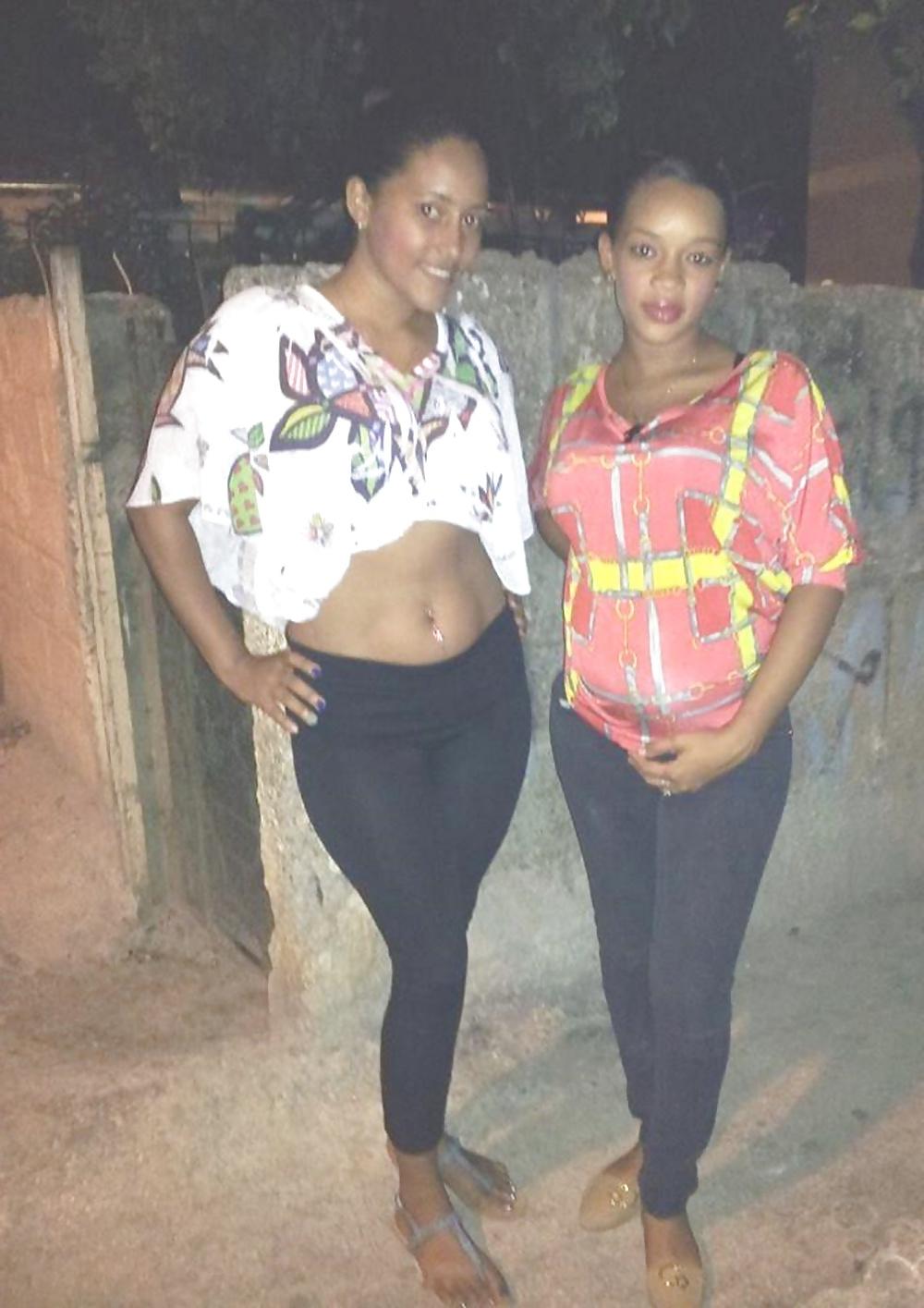 25P A dominican girl called Laa M.