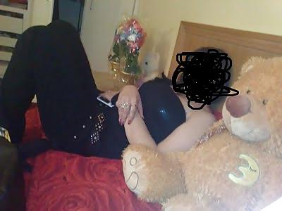 5P Wife and friends of her