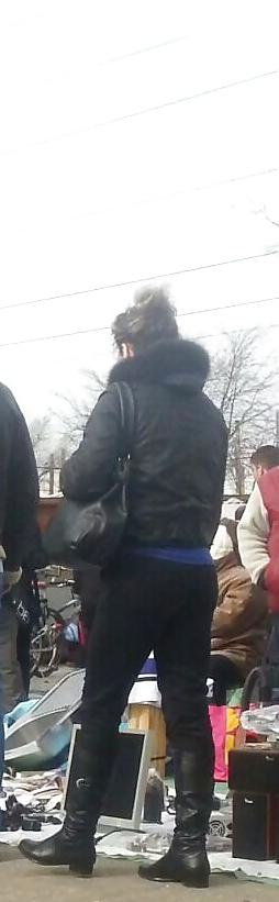 25P Sexy feet, ass and legs old + young romanian