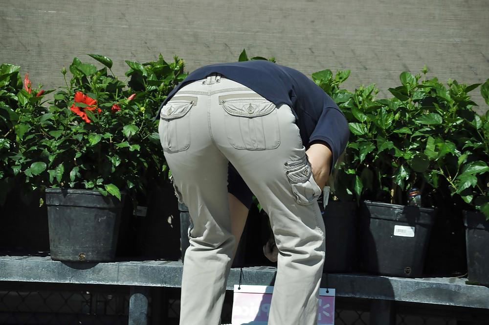 7P MILF Bent Over
