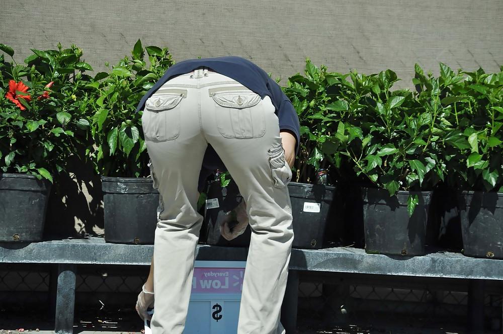 7P MILF Bent Over