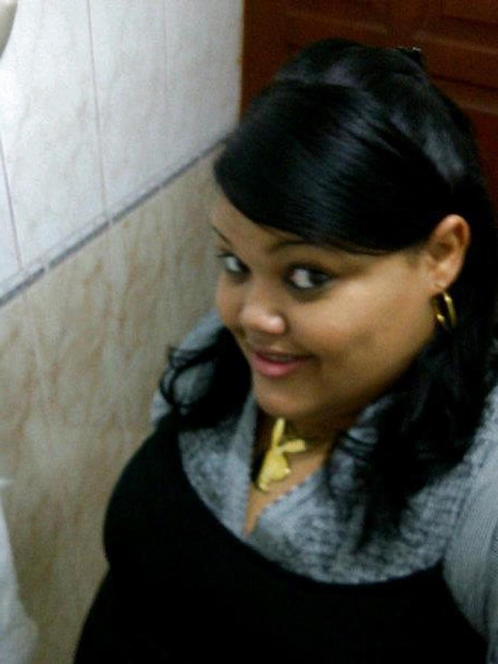 25P A dominican girl called Onexy R.