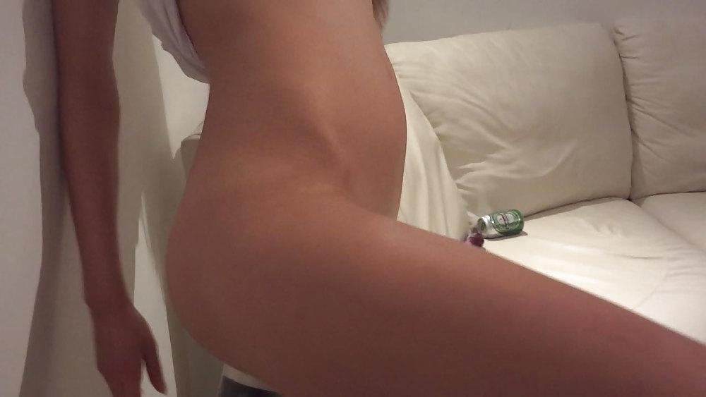 25P Veneisse belly bulging big toy fist and can together