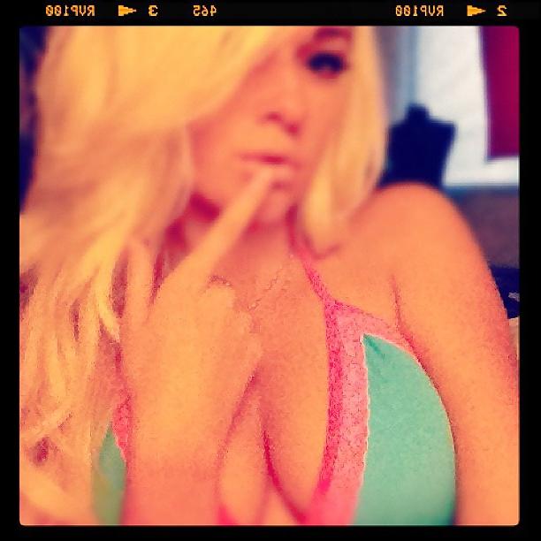 25P More Hooters and Facebook sluts with huge tits