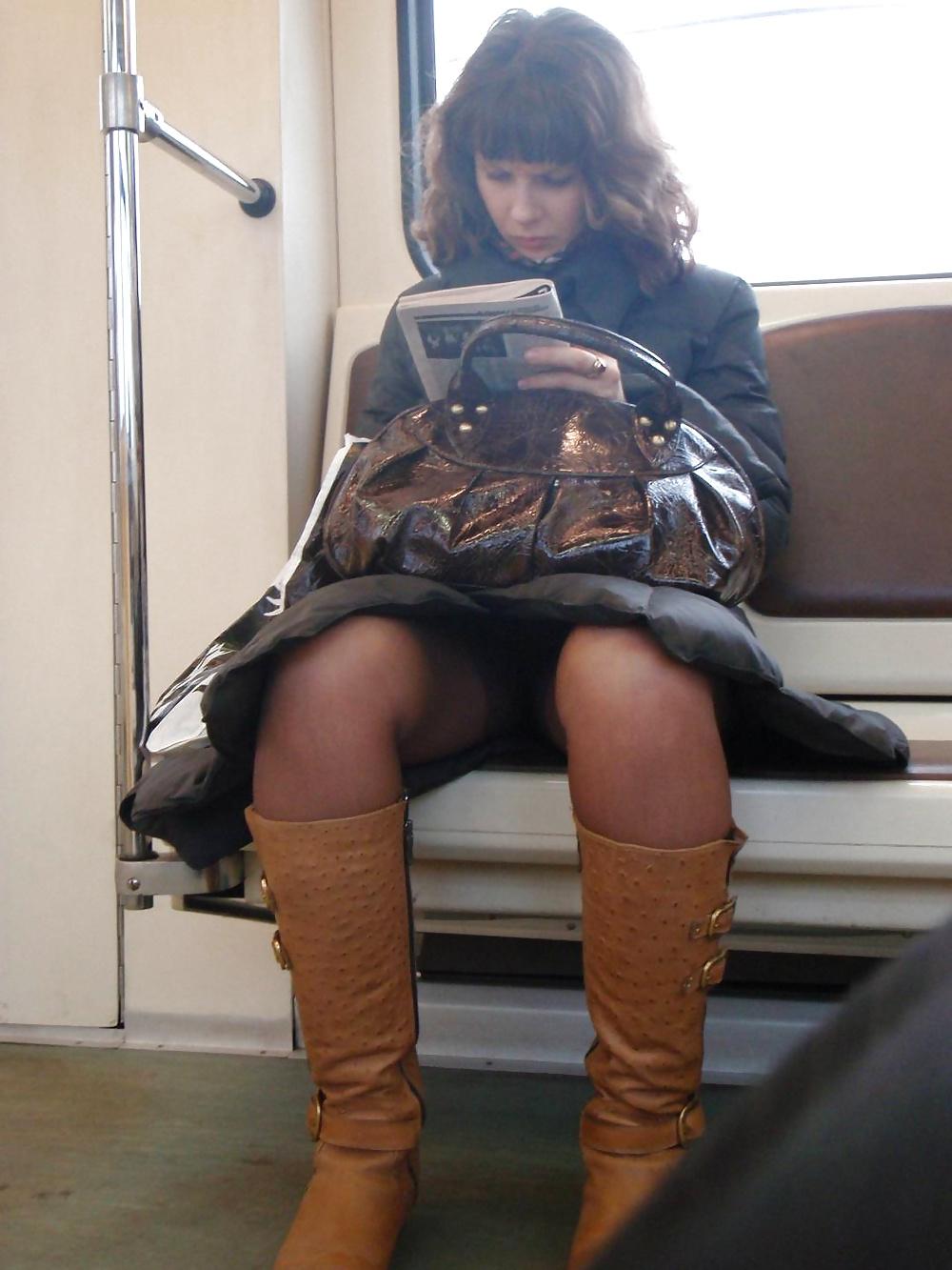 21P Girls On Trains