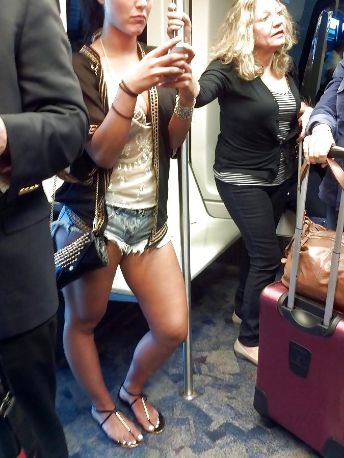 21P Girls On Trains
