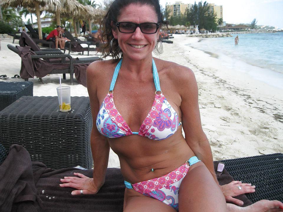 7P Ex cougar girlfriend