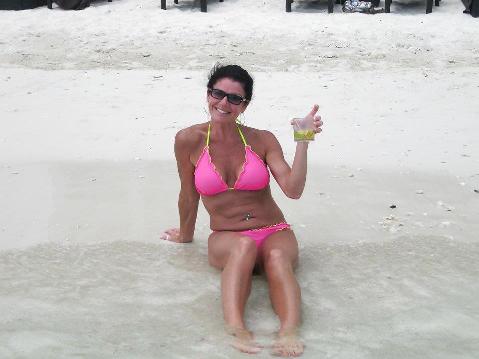 7P Ex cougar girlfriend