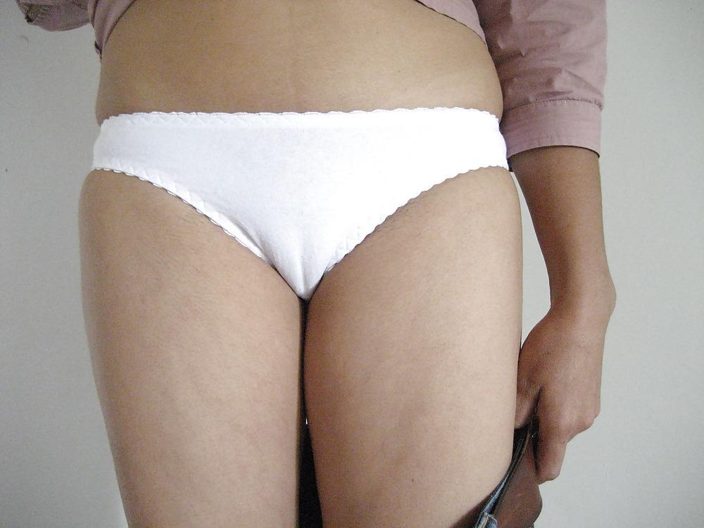 25P Camel toe