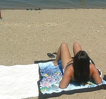 25P Spy picnic, fishing and country old + young romanian