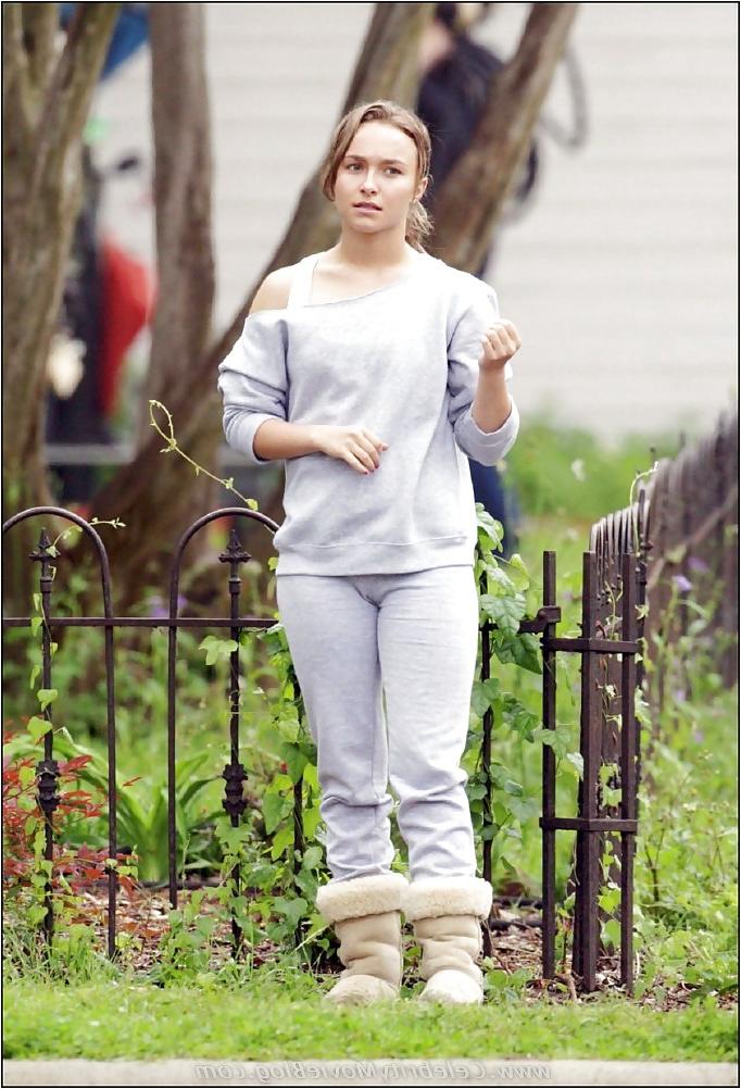 12P Hayden Panettiere camel toe and sexy pics