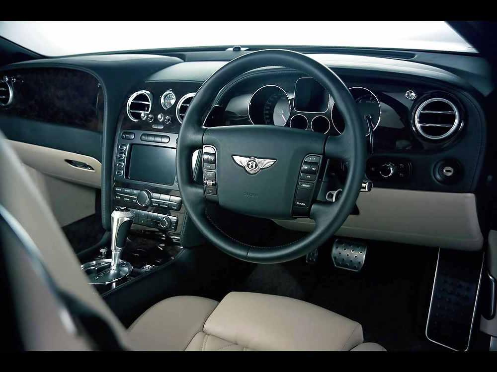 25P Car porn sex