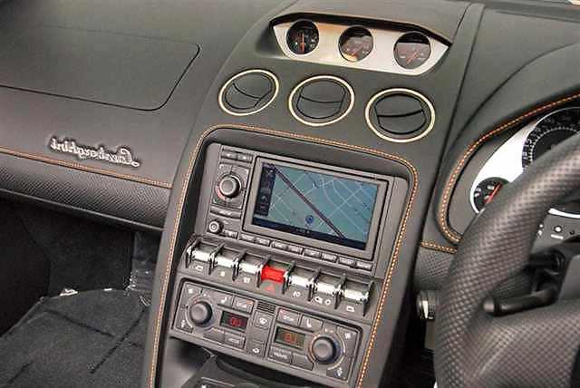 25P Car porn sex