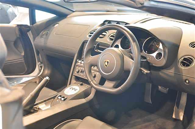 25P Car porn sex