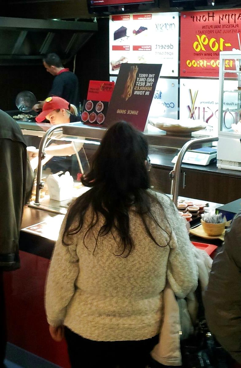 25P Spy fast-food and restaurant romanian