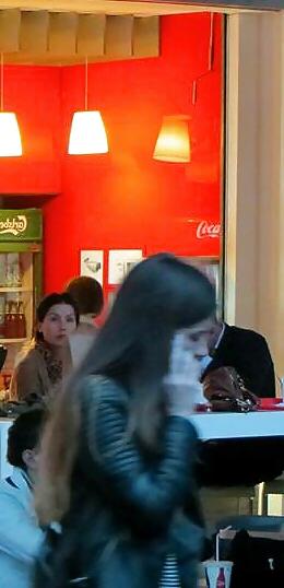 25P Spy fast-food and restaurant romanian