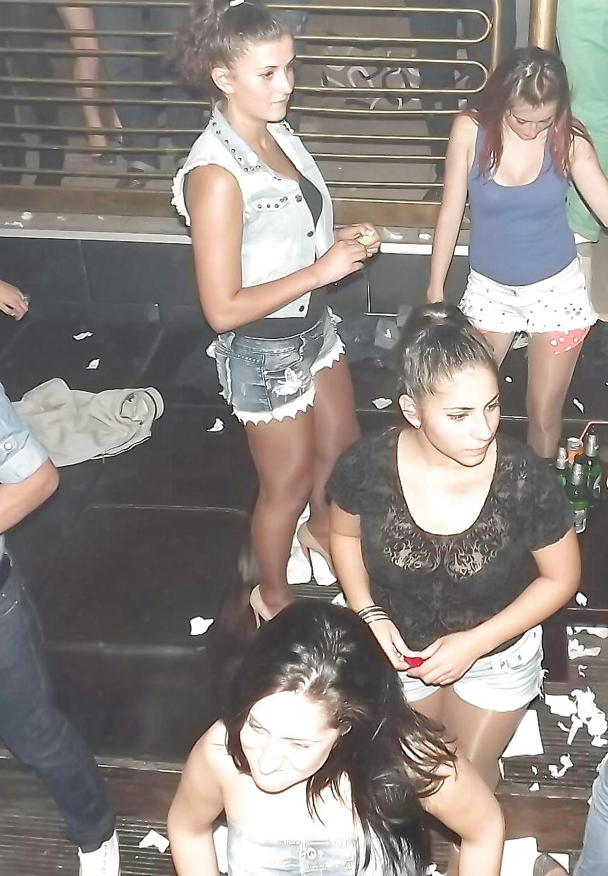23P Spy  drink slut  girls in the club romanian