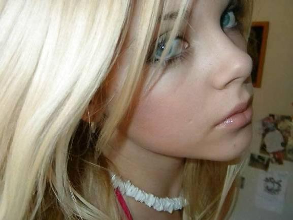 25P Which 10 faces would you cum over?