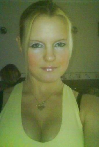 25P Which 10 faces would you cum over?