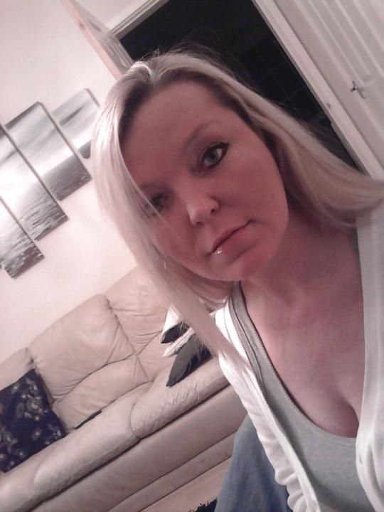 25P Which 10 faces would you cum over?