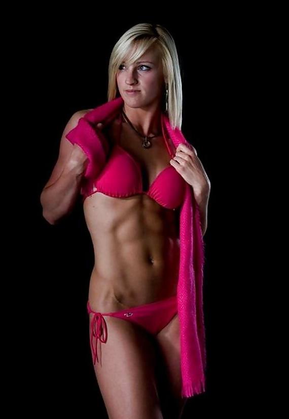 25P Bunz, Camel Toes, and Hardbodies 25