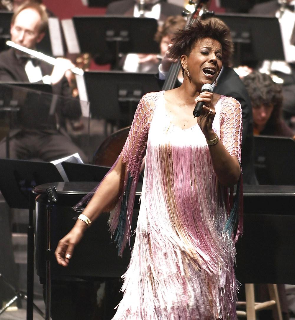 14P Let's Jerk Off Over ... Dee Daniels (Jazz & Singer)