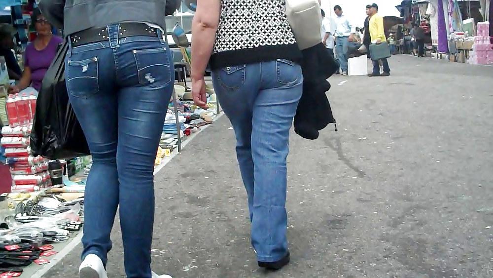 25P Nice ass & butts in jeans today