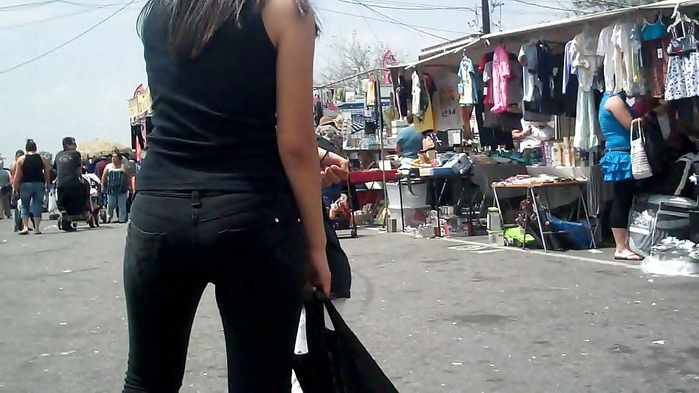25P Nice ass & butts in jeans today