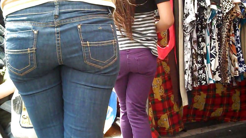 25P Nice ass & butts in jeans today