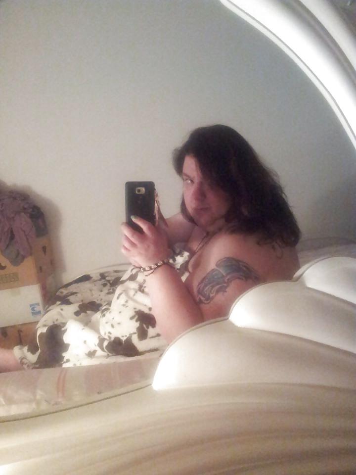 25P Fabulous SSBBW! (Massive Natural Boobs & Big Belly)