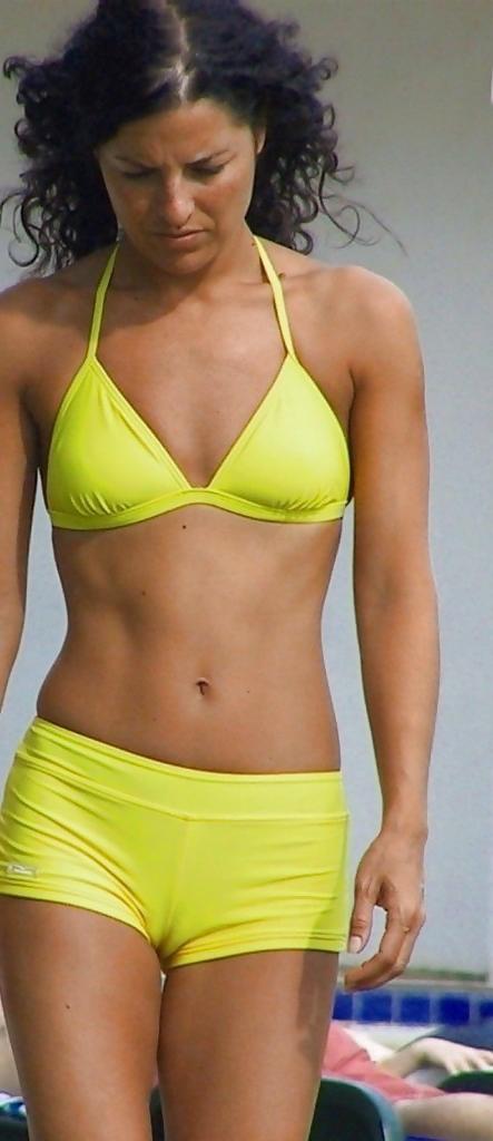 25P From the Moshe Files: Babes With Cameltoe