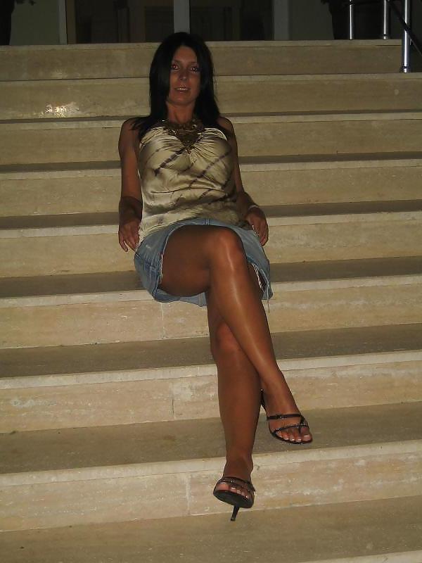 19P My hot mom