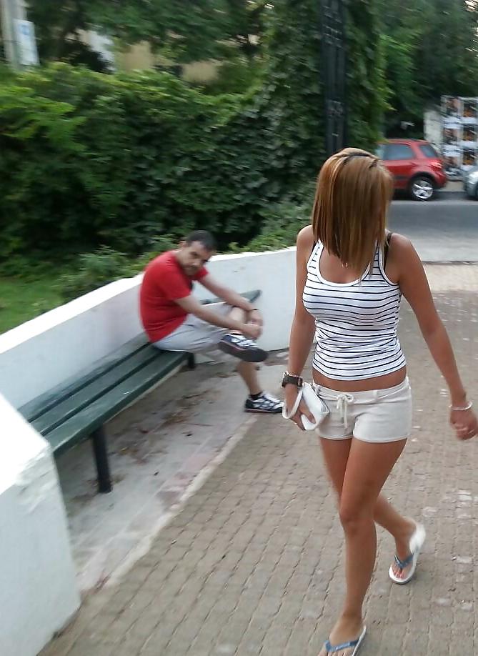 25P Spy old + young street and parck romanian