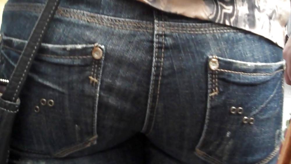 25P Butts are nice in ass tight jeans 