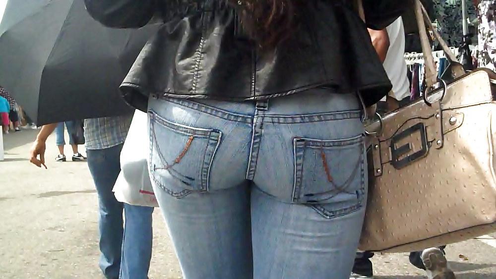 25P Butts are nice in ass tight jeans 