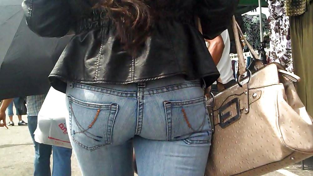 25P Butts are nice in ass tight jeans 