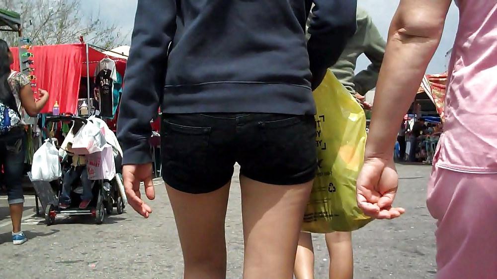 25P Butts are nice in ass tight jeans 