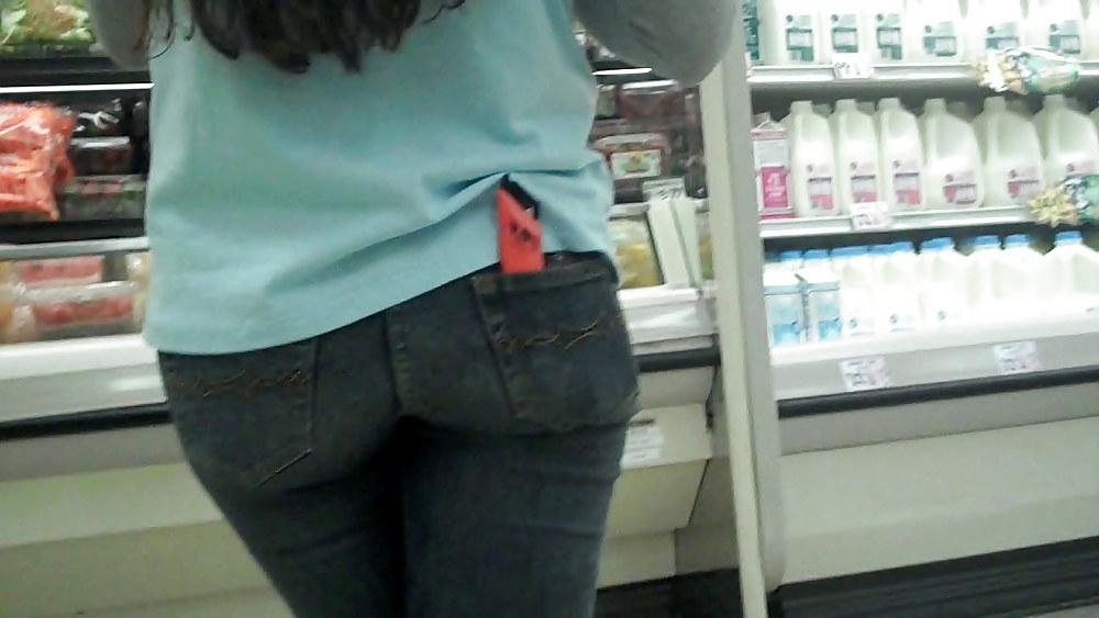 25P Butts are nice in ass tight jeans 