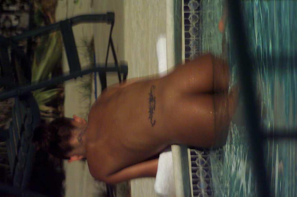 18P Nude by the Pool