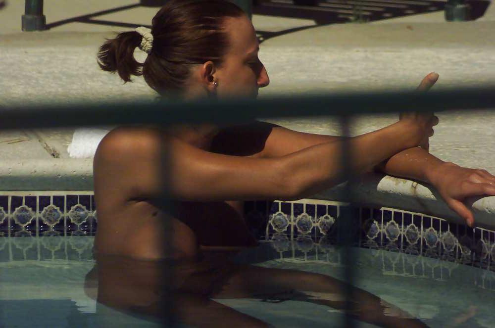 18P Nude by the Pool