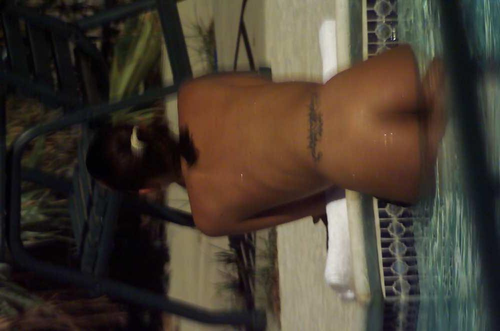 18P Nude by the Pool