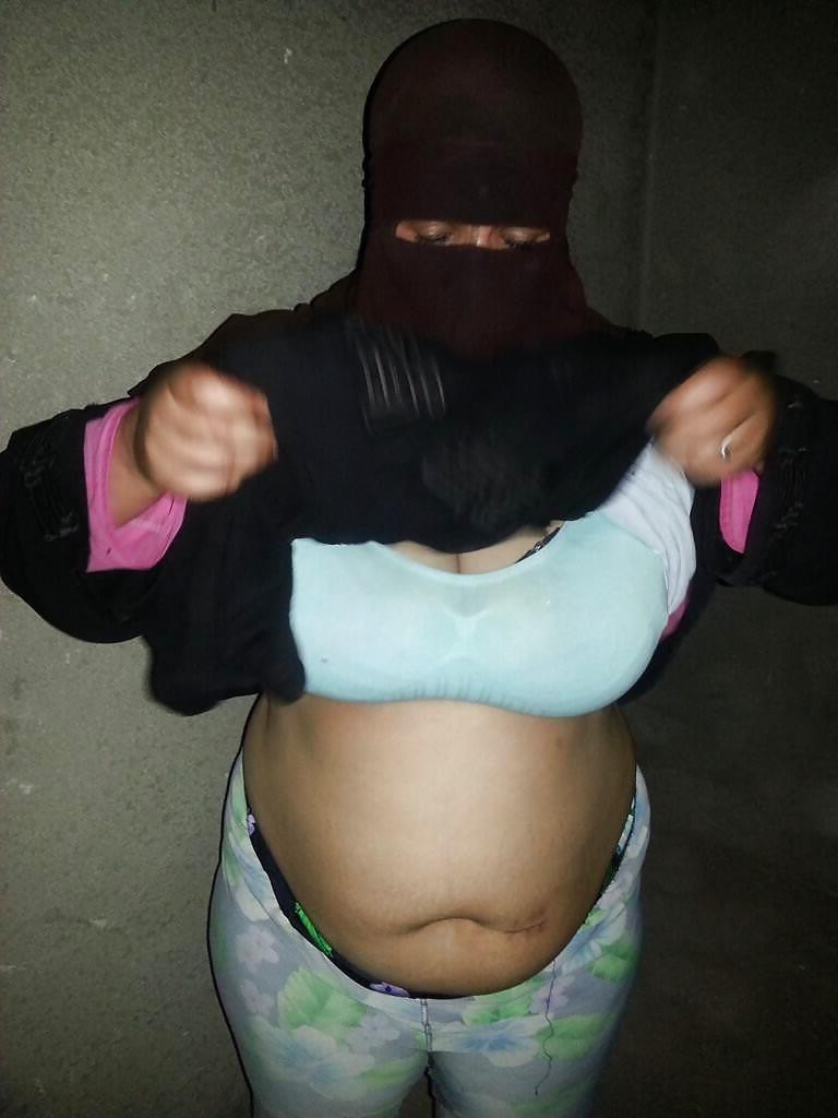 10P Arab Mom Big Tits