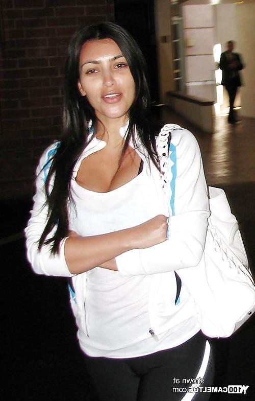 25P 31.12.2013 Kim Kardashian x32