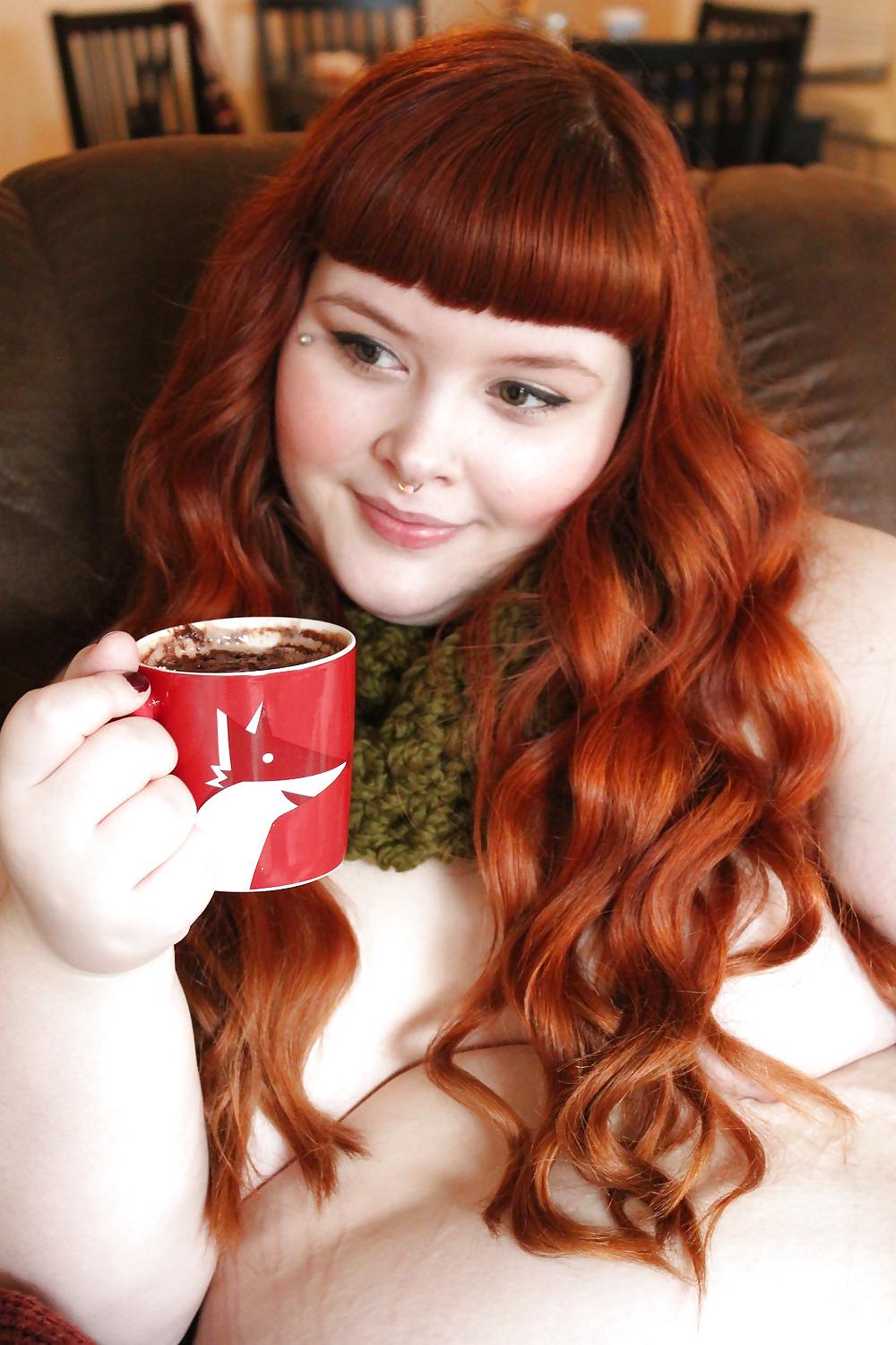 25P Bbw belly 2