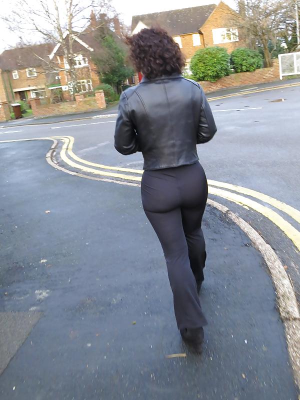 7P More ass in tight pants