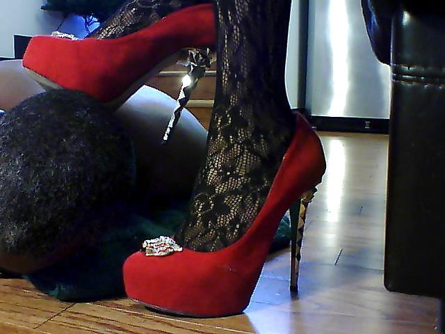 13P Christmas shoe worship