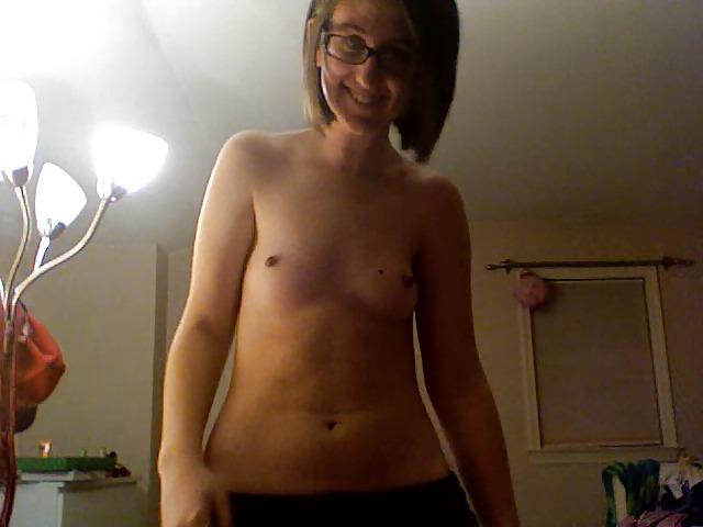 25P My virgin cam whore