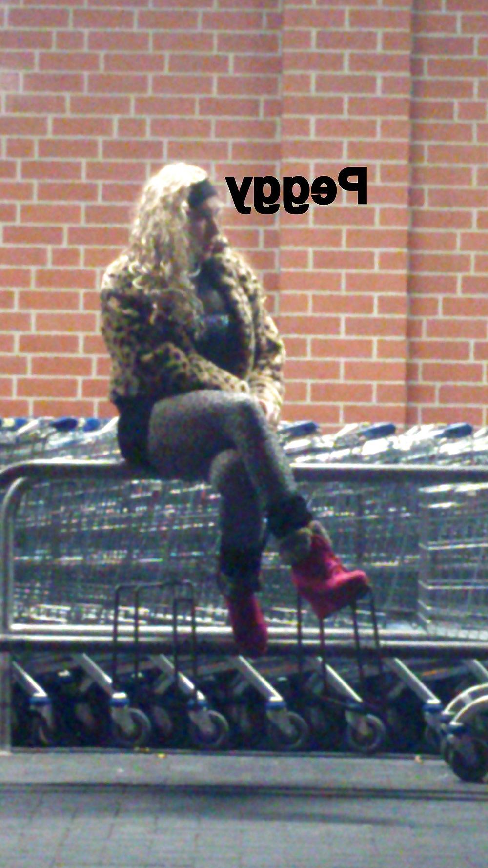 10P Nutte Peggy